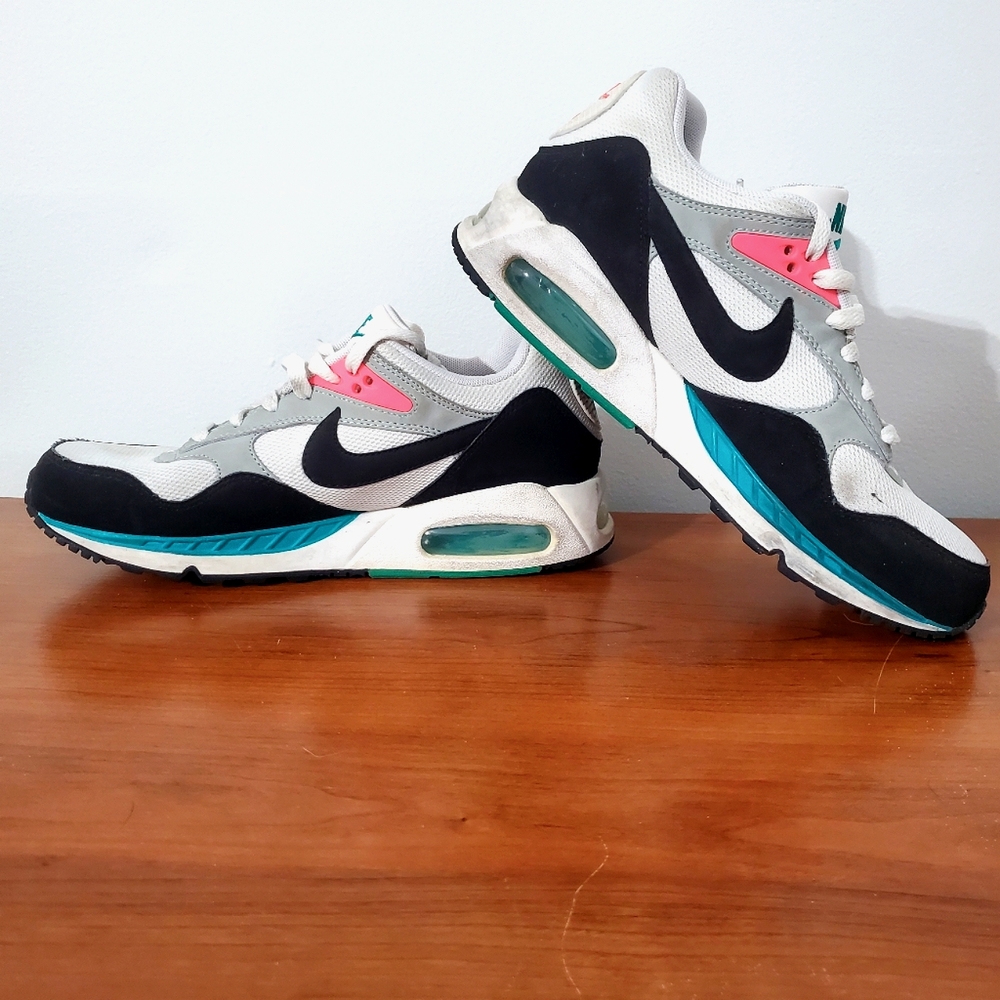 29) NIKE Air Max Correlate Vibrant Awesome Colorway Sz. 8.5